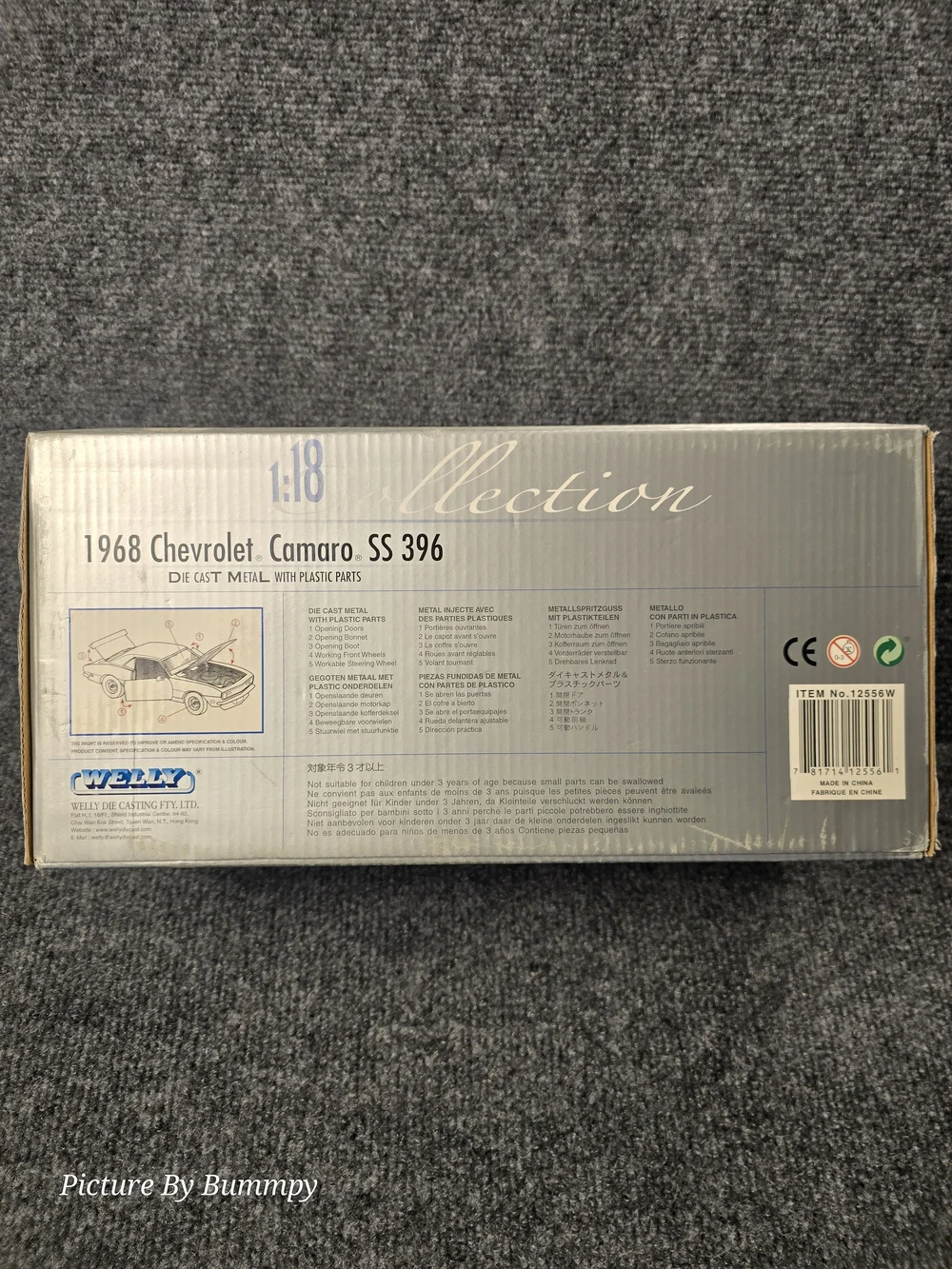 1:18 scale Welly diecast model of a 1968 Chevrolet Camaro SS 396 - Blue
